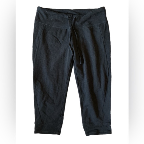 Zella Pants - Zella black capri yoga pants medium